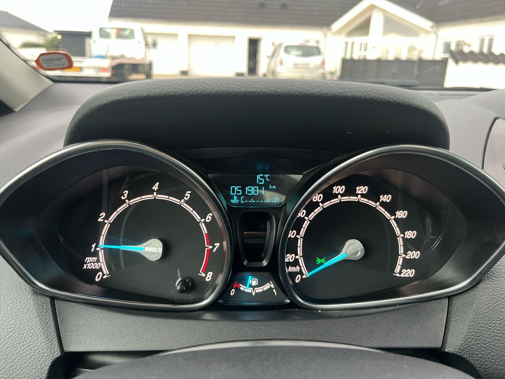 Rød Ford B-MAX fra 2017