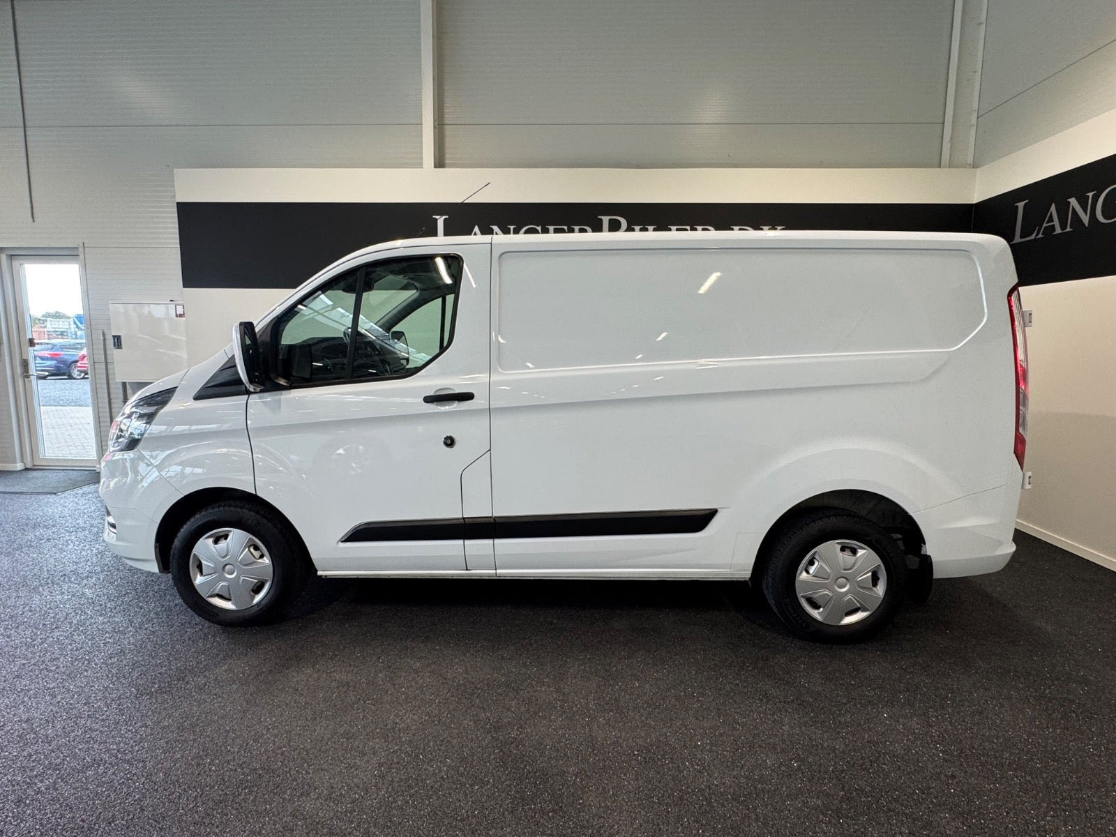 Hvid Ford Transit Custom 300 L1 fra 2023