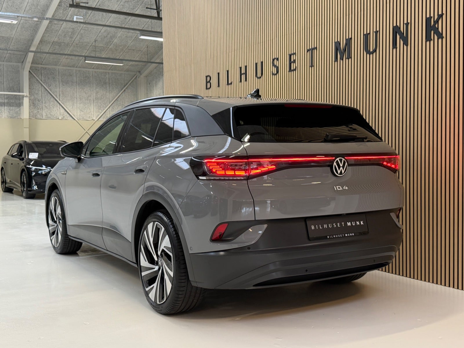 Grå VW ID.4 fra 2023