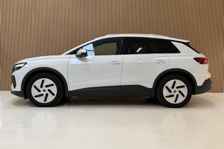Hvid Audi Q4 e-tron fra 2023