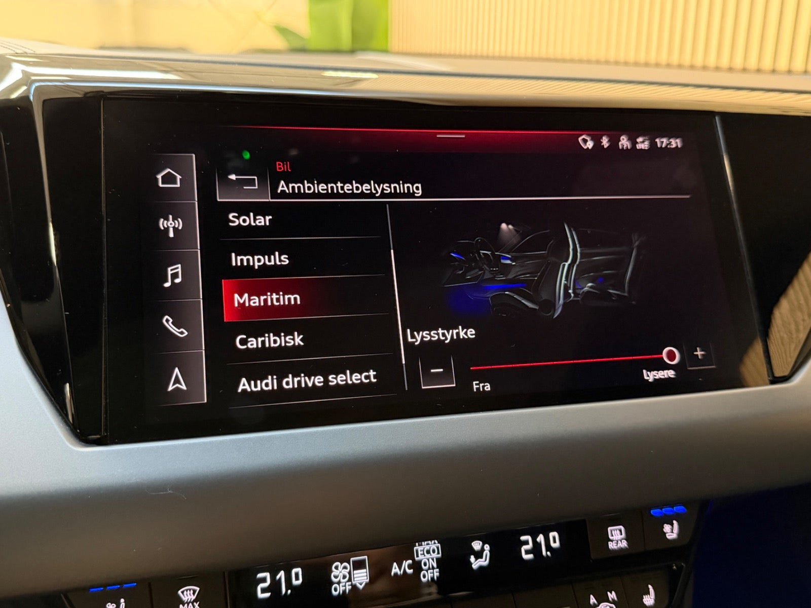 Grå Audi e-tron GT fra 2024