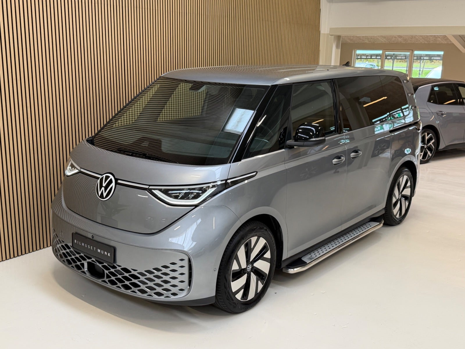 Sølv VW ID.Buzz fra 2025