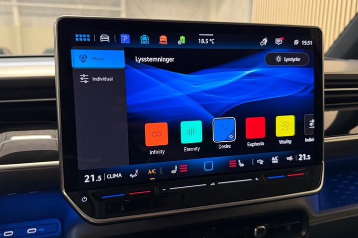 Sølv VW ID.Buzz fra 2025