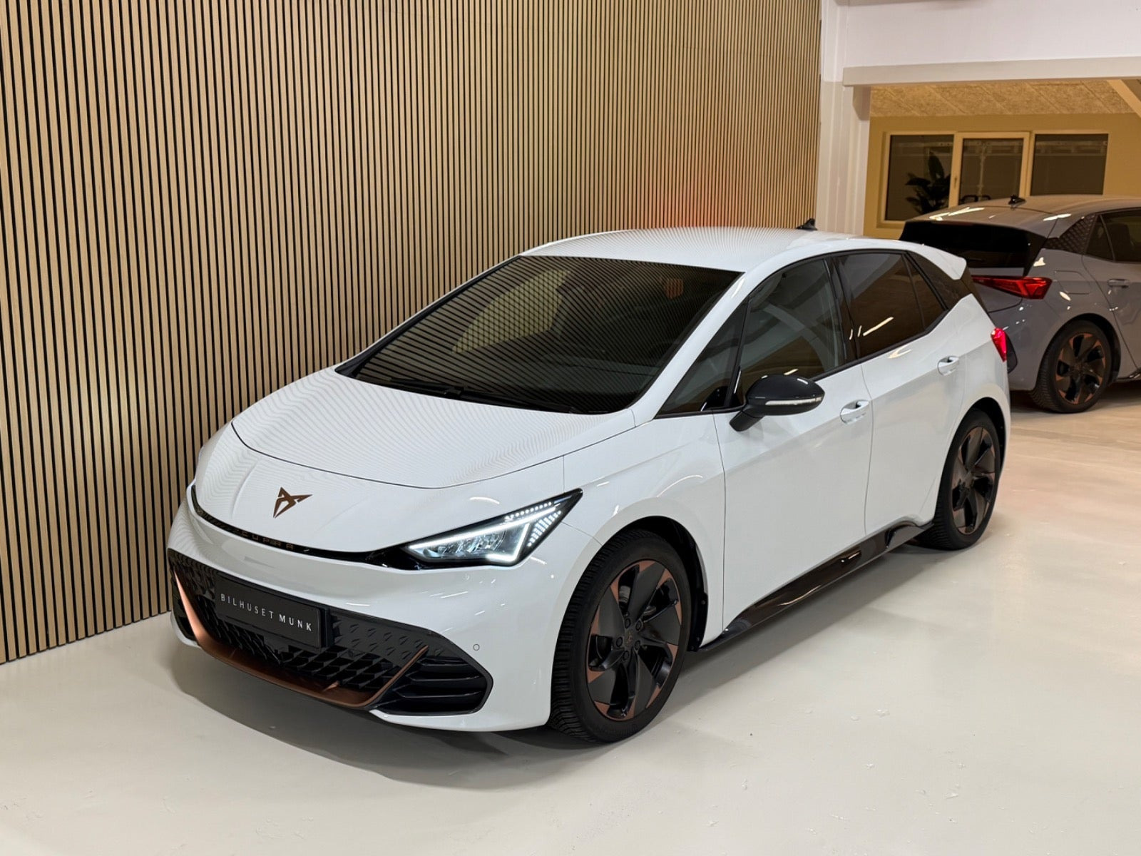 Hvid Cupra Born fra 2024