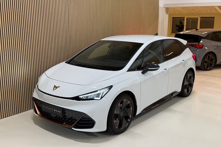 Hvid Cupra Born fra 2024
