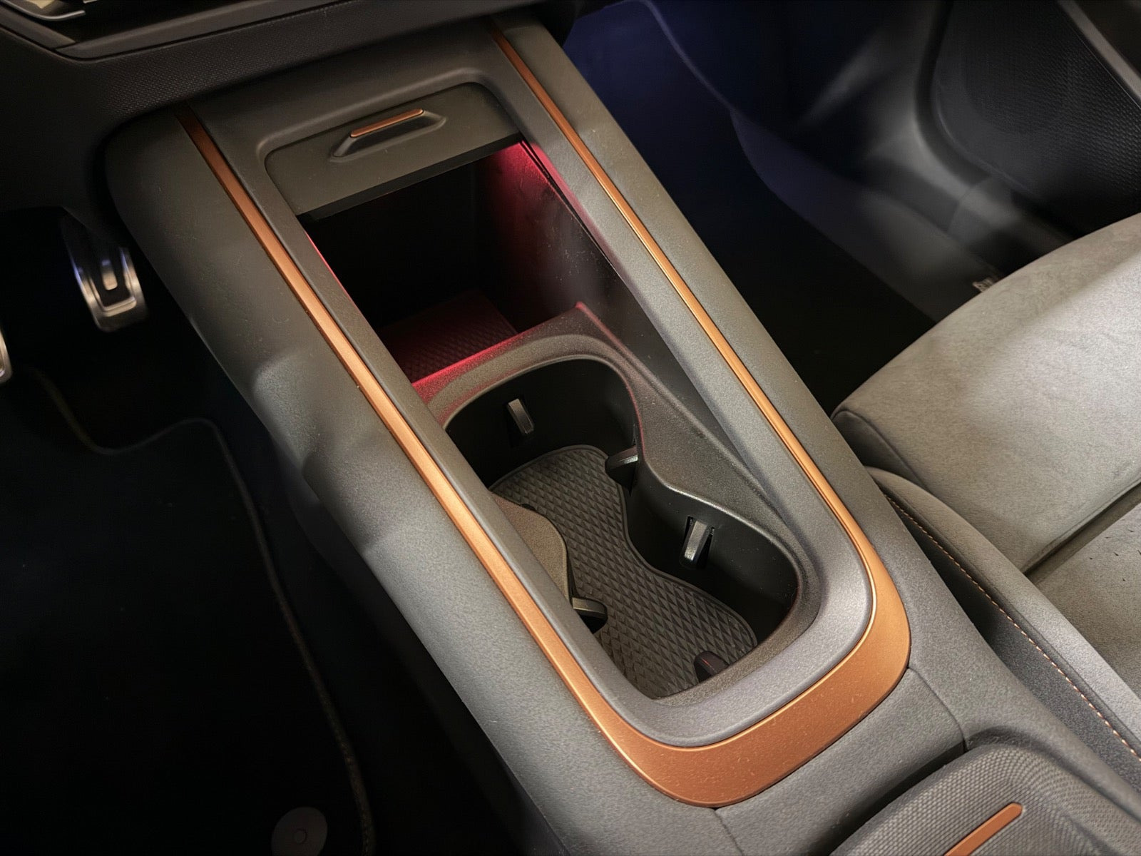 Hvid Cupra Born fra 2024