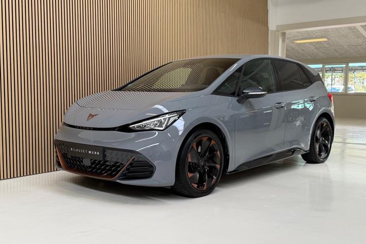 Grå Cupra Born fra 2024