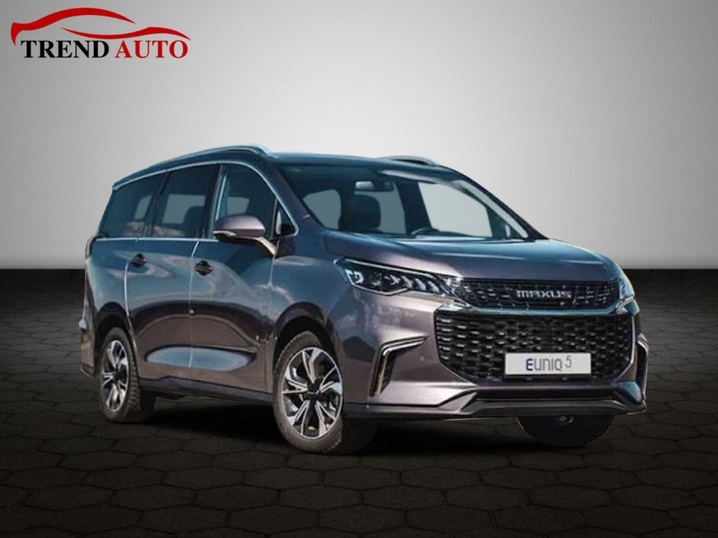 Maxus Euniq5 52 Exclusive 7prs