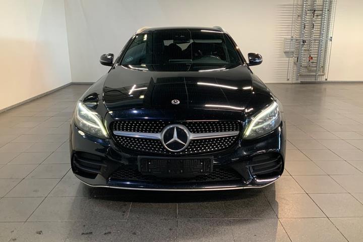 Sort Mercedes C220 d fra 2019