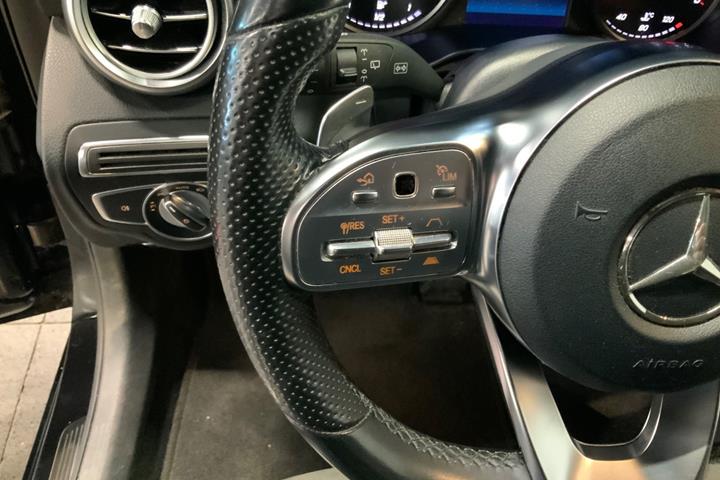 Sort Mercedes C220 d fra 2019