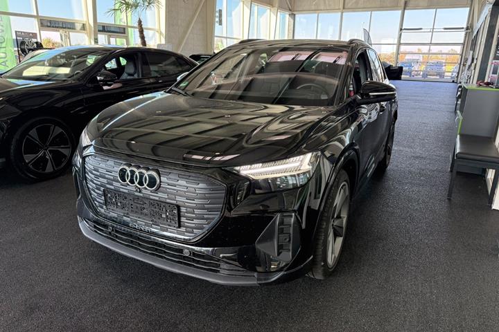 Sort Audi Q4 e-tron fra 2024