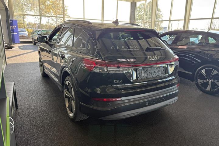 Sort Audi Q4 e-tron fra 2024