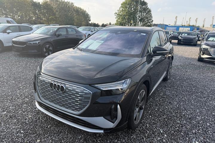 Sort Audi Q4 e-tron fra 2024