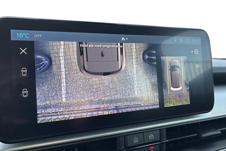 Grå Jeep Avenger fra 2025