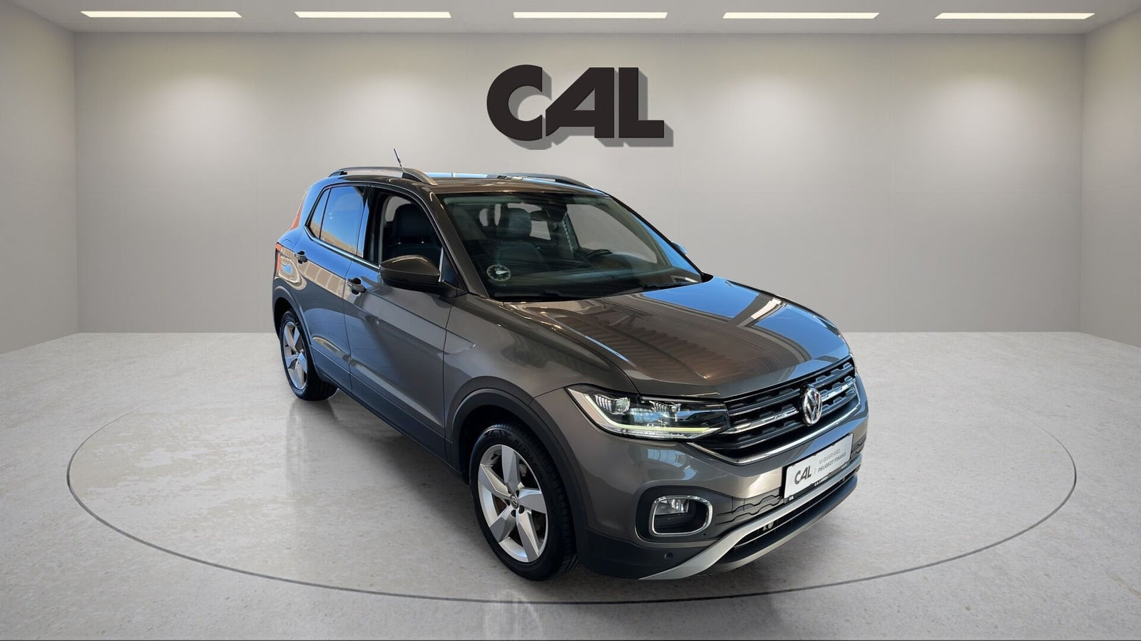 Grå VW T-Cross fra 2020