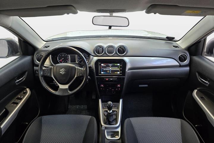Hvid Suzuki Vitara fra 2015