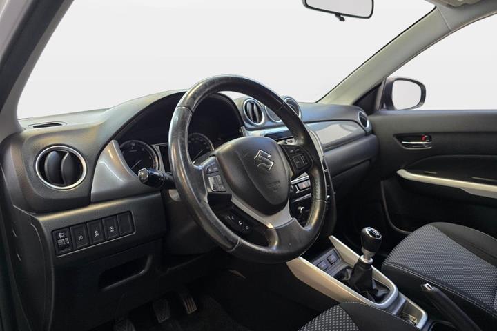 Hvid Suzuki Vitara fra 2015
