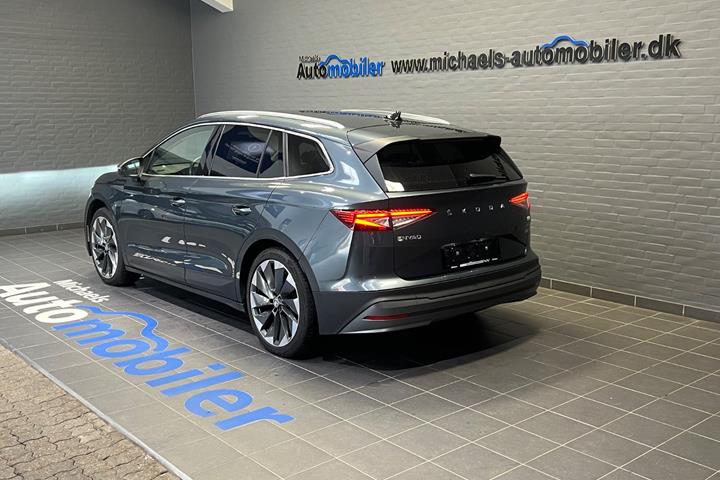 Grå Skoda Enyaq fra 2021