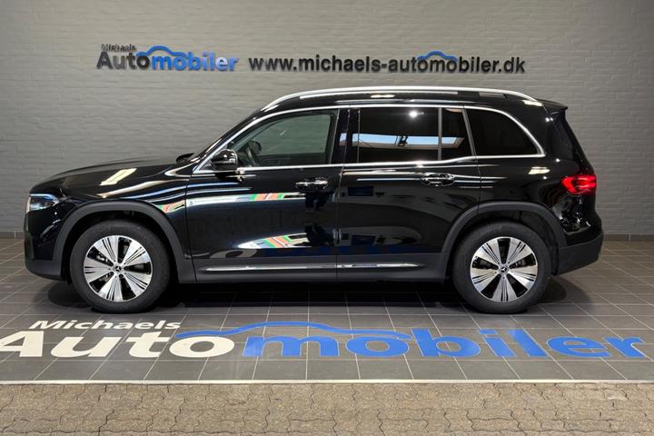 Sort Mercedes EQB250+ fra 2025
