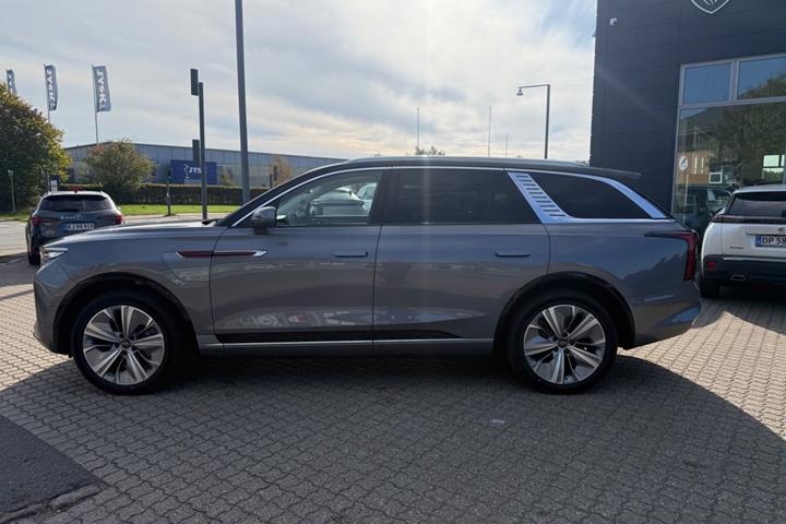 undefined Hongqi E-HS9 fra 2025