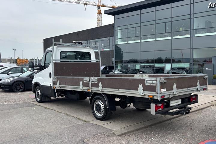 Hvid Iveco Daily fra 2021