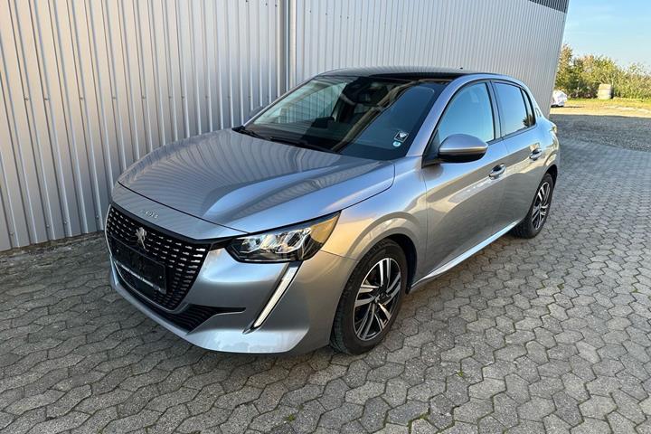 Grå Peugeot 208 fra 2020