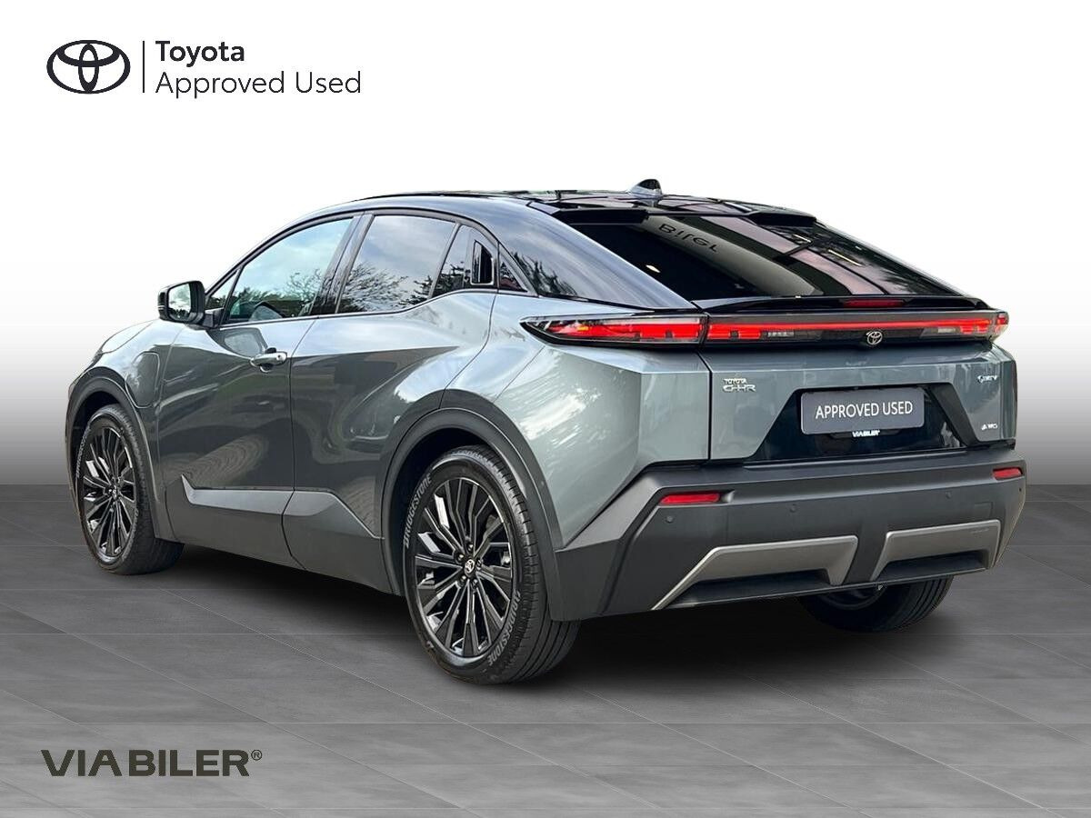 undefined Toyota C-HR+ fra 2025