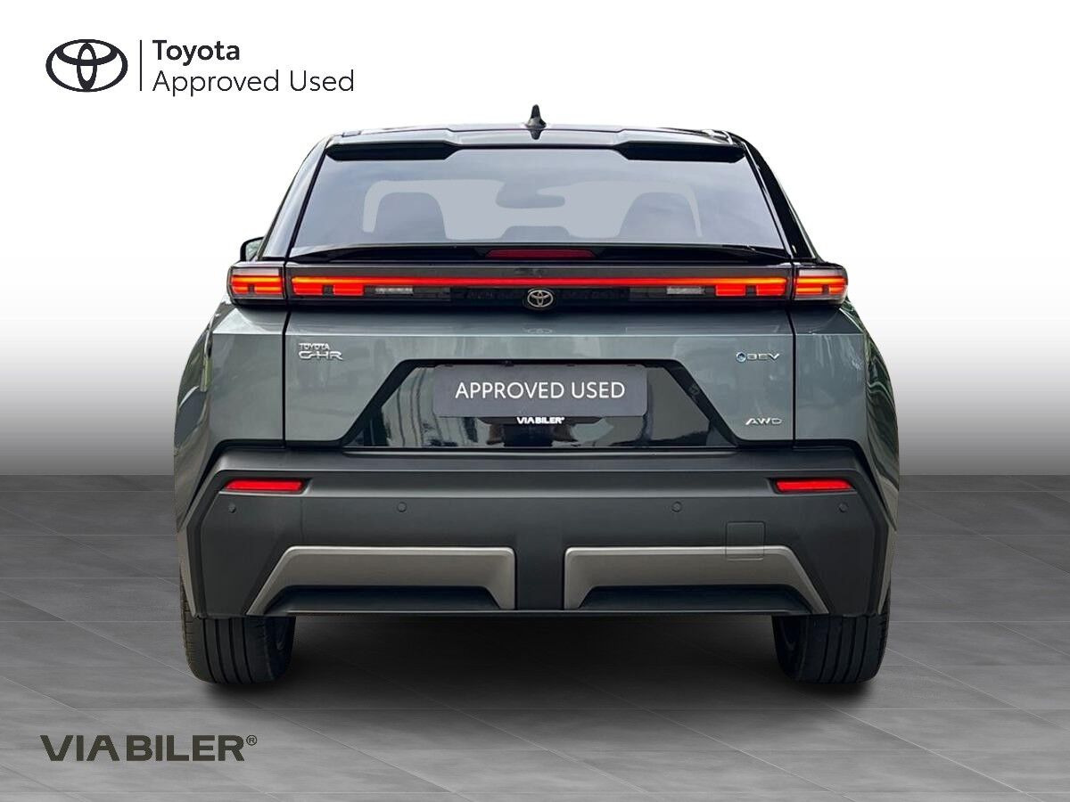 undefined Toyota C-HR+ fra 2025