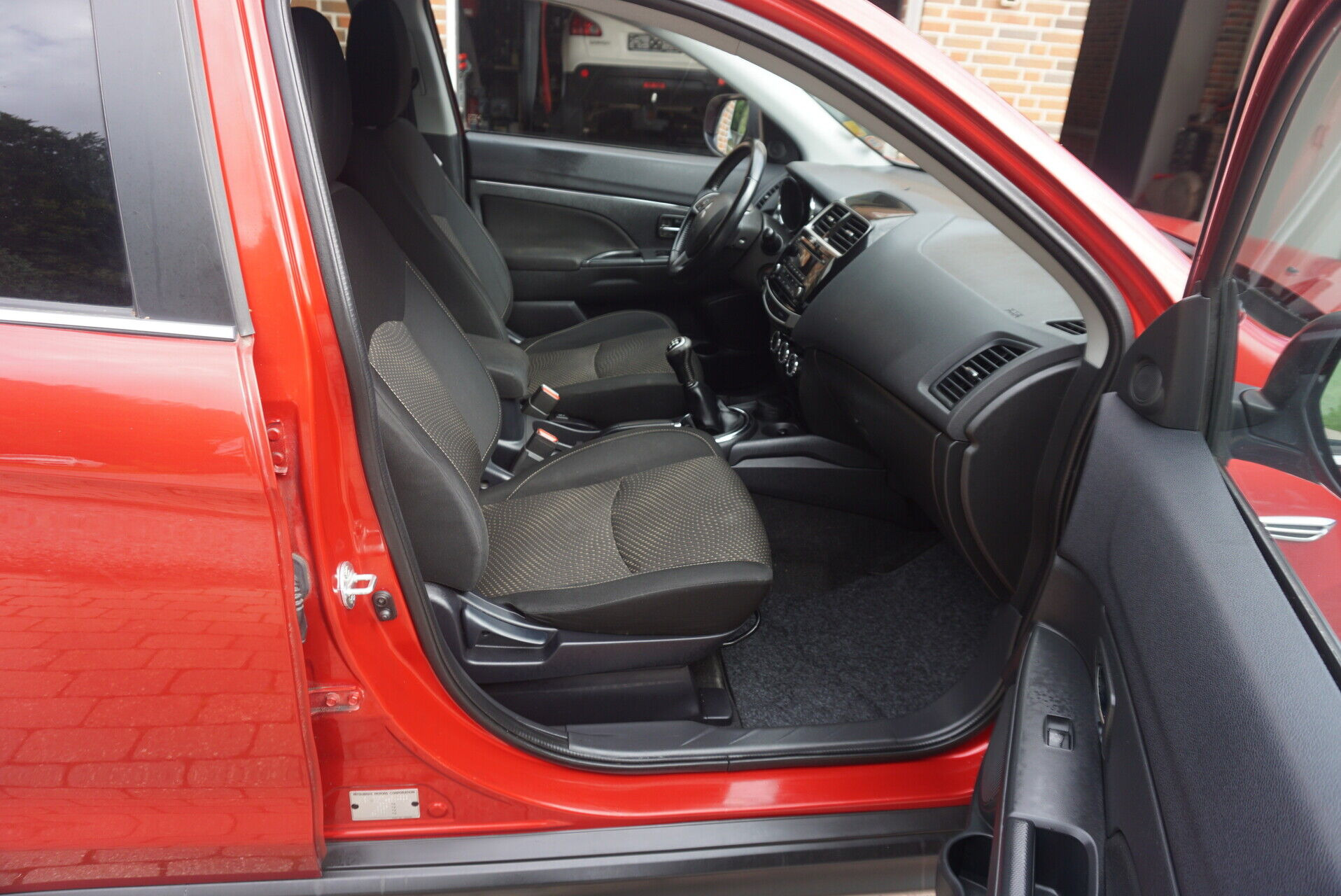 Rød Mitsubishi ASX fra 2014