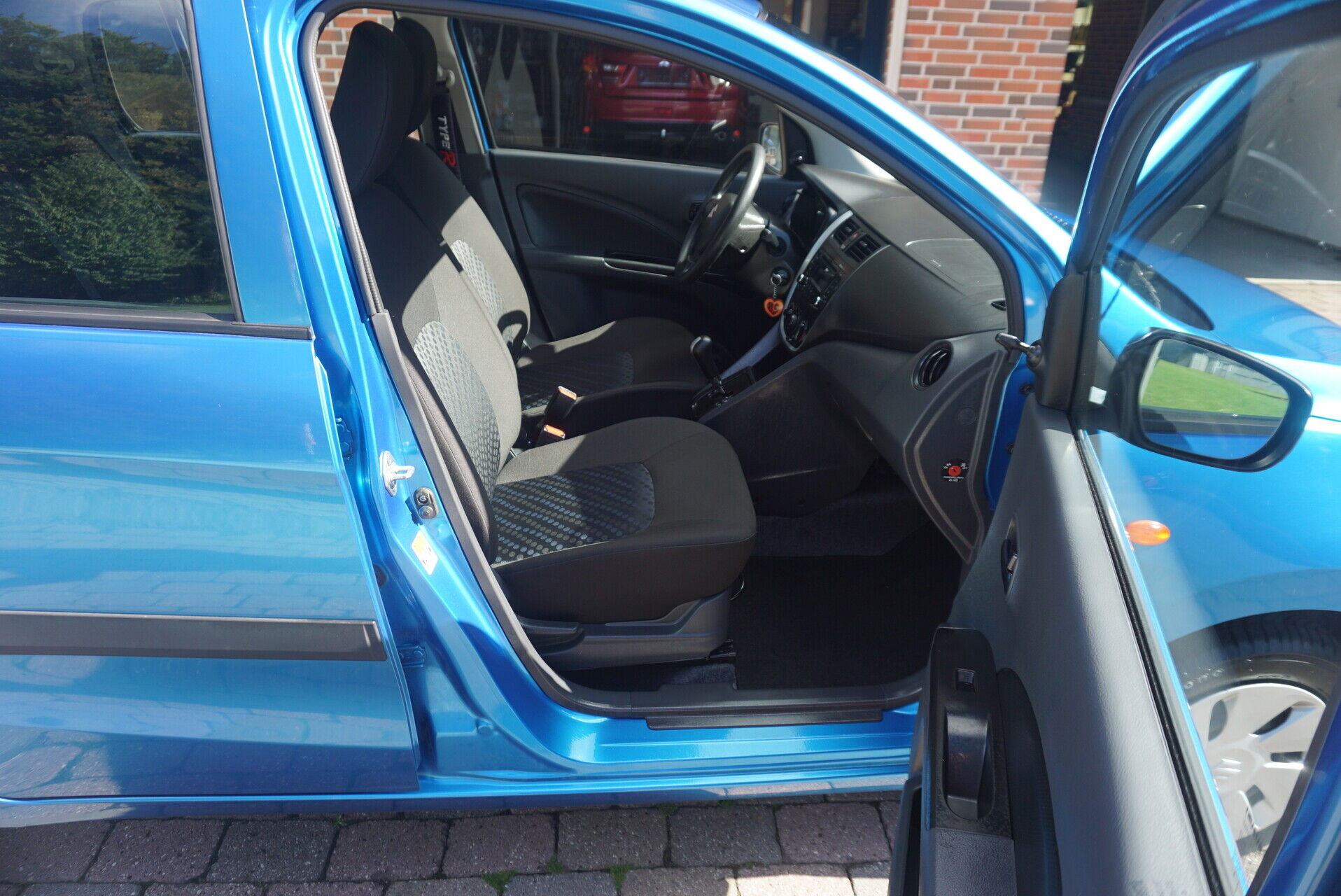 Blå Suzuki Celerio fra 2016