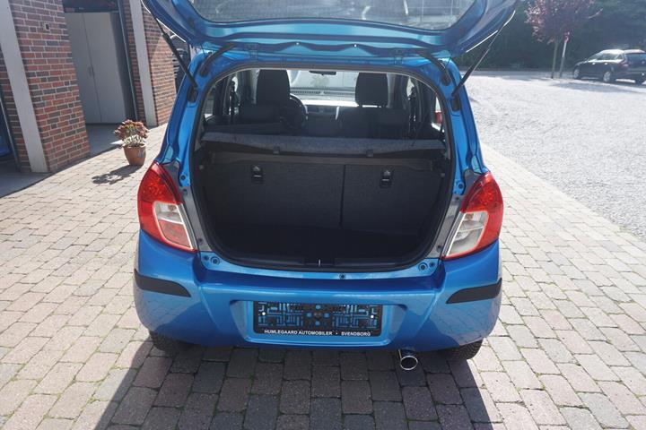 Blå Suzuki Celerio fra 2016