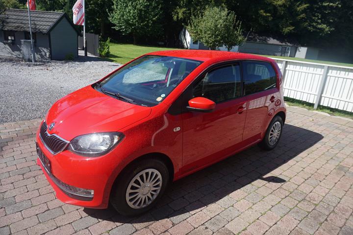 Rød Skoda Citigo fra 2019