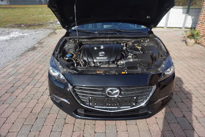 Sort Mazda 3 fra 2017