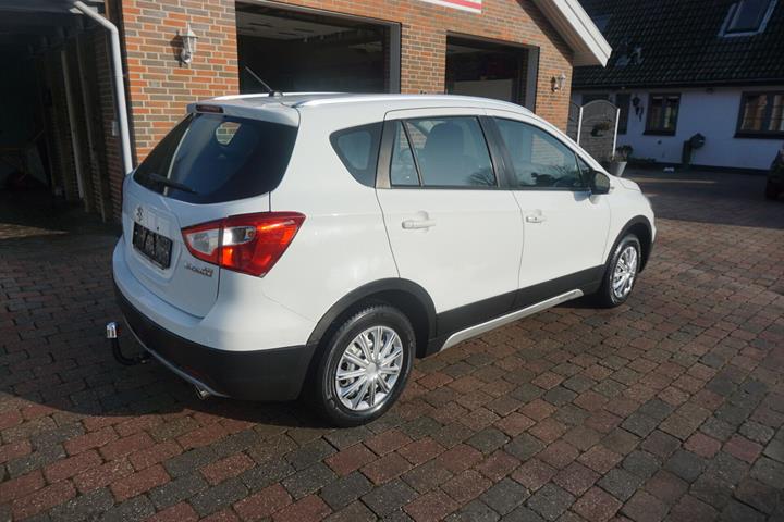 Hvid Suzuki S-Cross fra 2014
