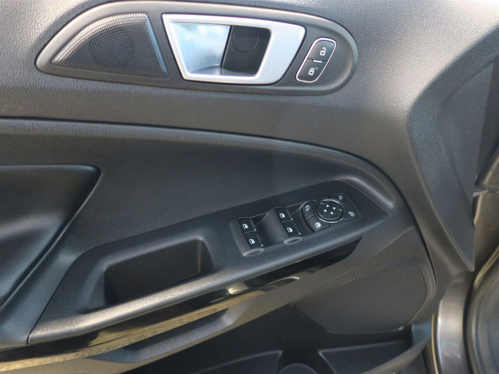 Sort Ford EcoSport fra 2019