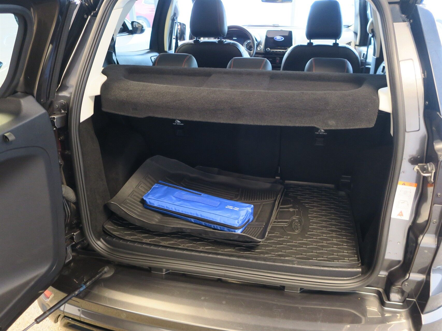 Sort Ford EcoSport fra 2019