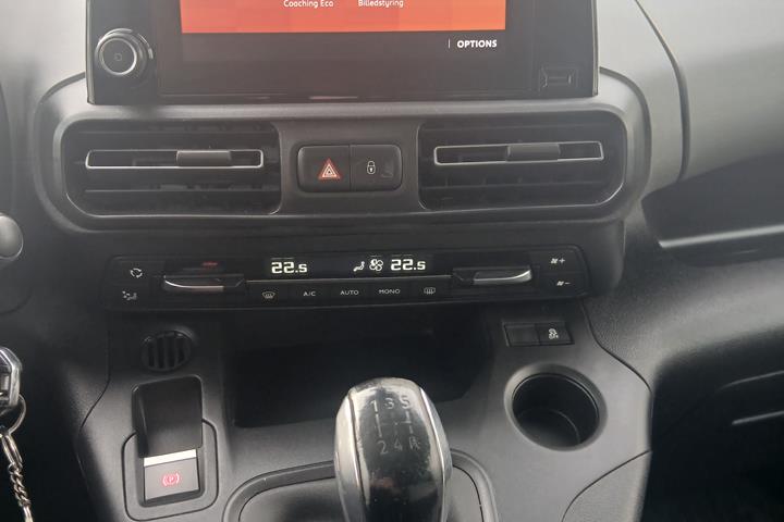 Grå Citroën Berlingo fra 2019