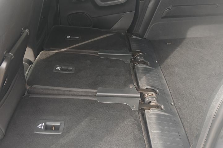 Grå Citroën Berlingo fra 2019