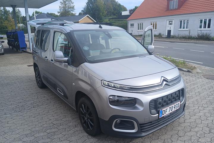 Grå Citroën Berlingo fra 2019