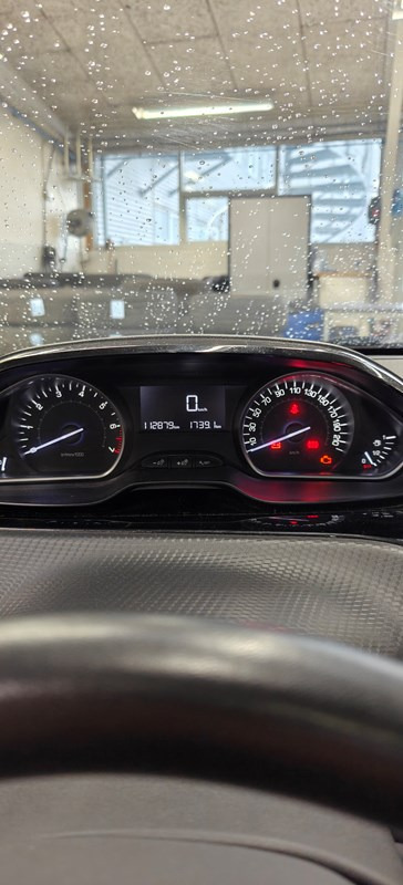 undefined Peugeot 208 fra 2017