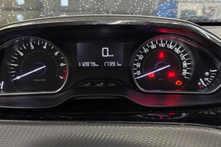 undefined Peugeot 208 fra 2017