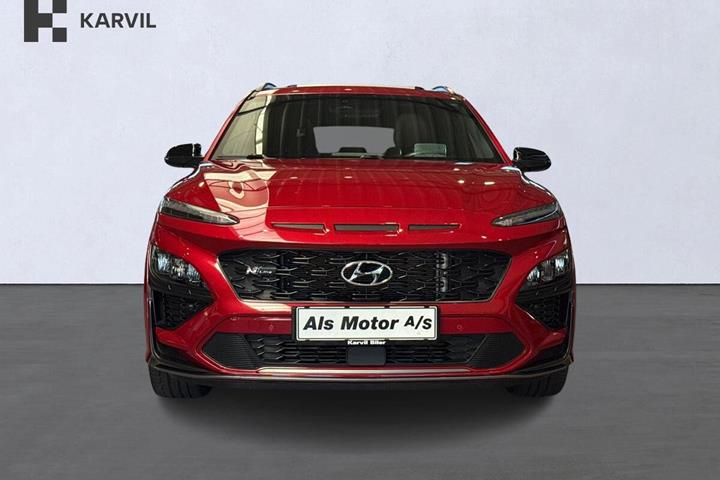 Rød Hyundai Kona fra 2022