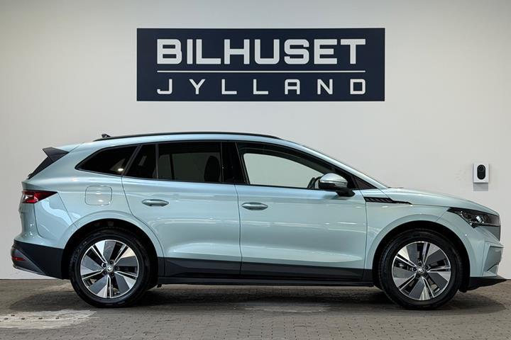 Grøn Skoda Enyaq fra 2023