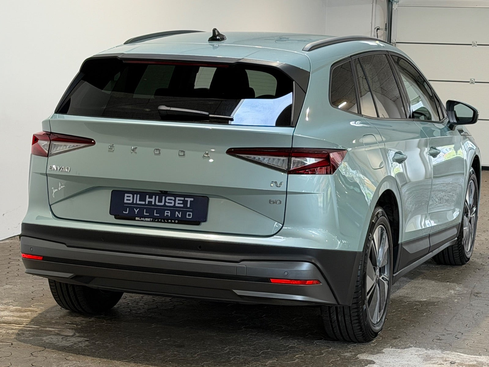 Grøn Skoda Enyaq fra 2023