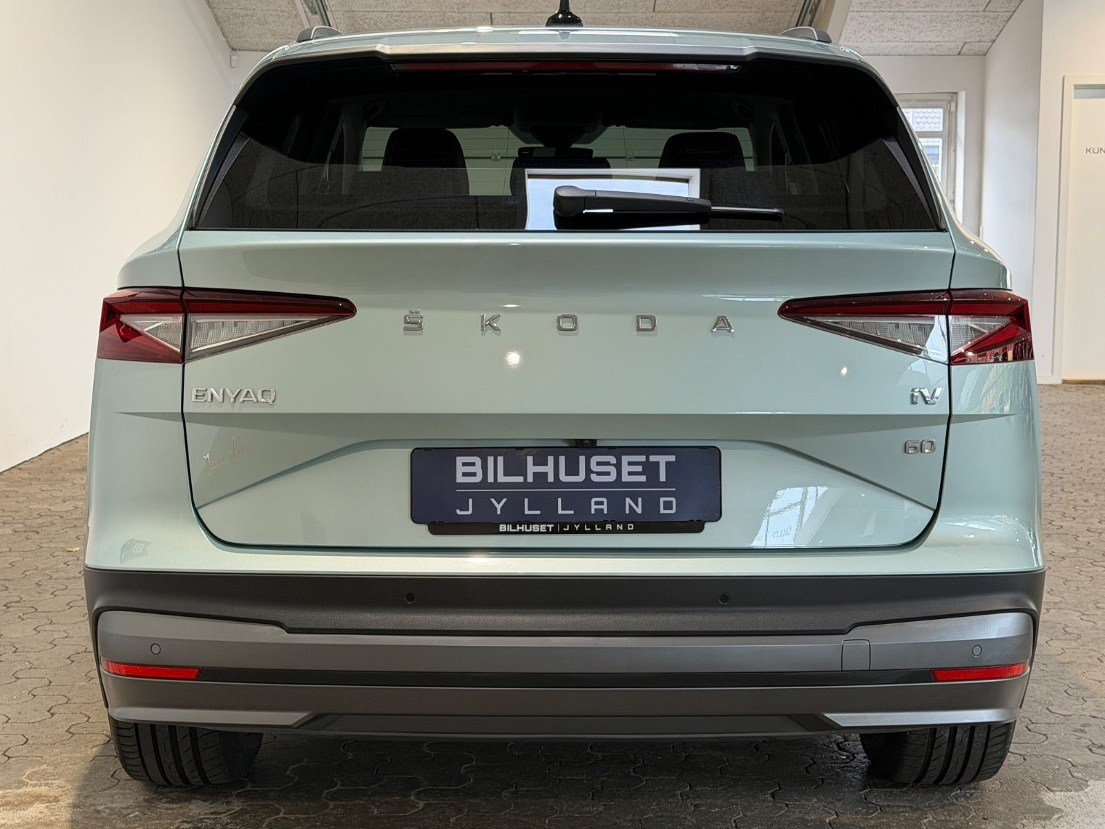 Grøn Skoda Enyaq fra 2023