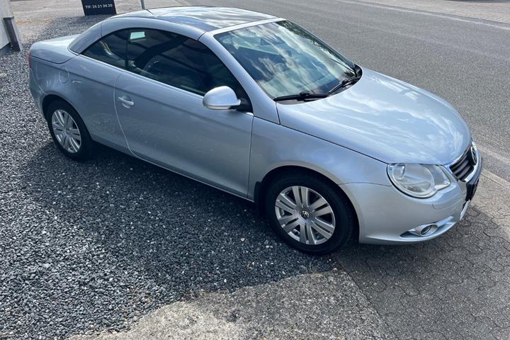 Sølv VW Eos fra 2007