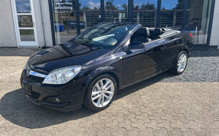 Opel Astra 1,8 16V Cosmo TwinTop