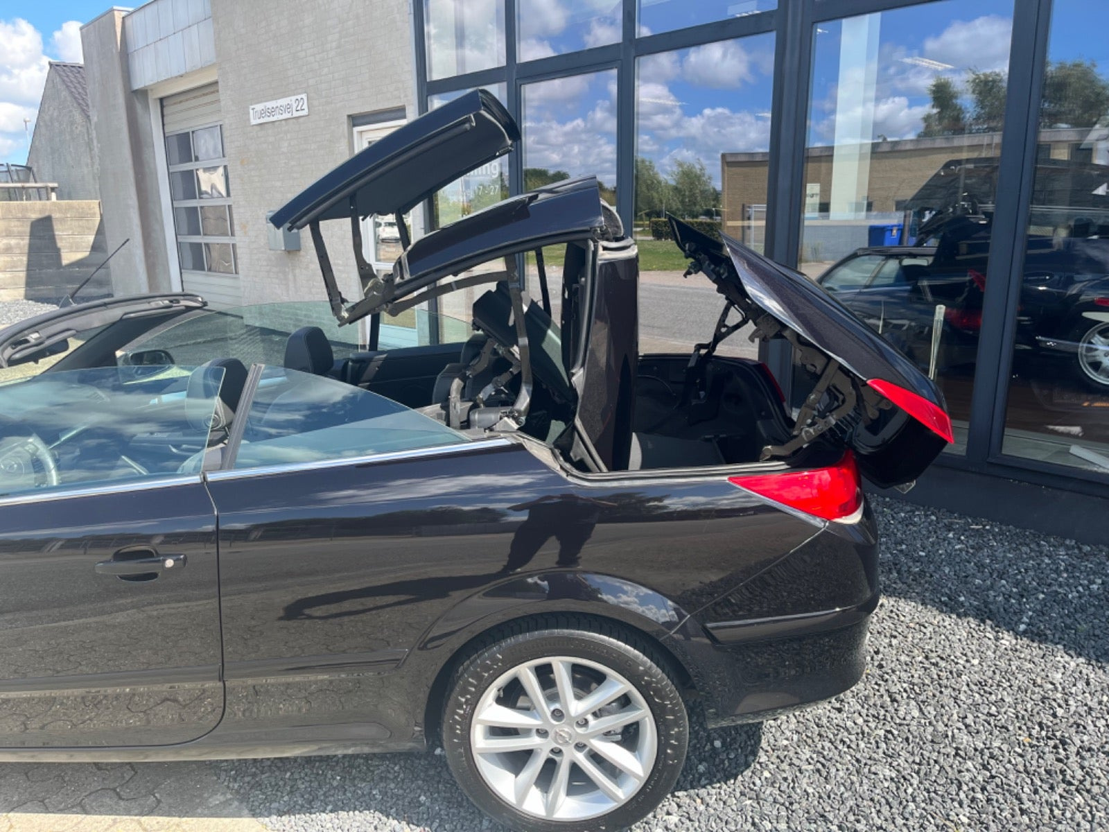 Sort Opel Astra fra 2007