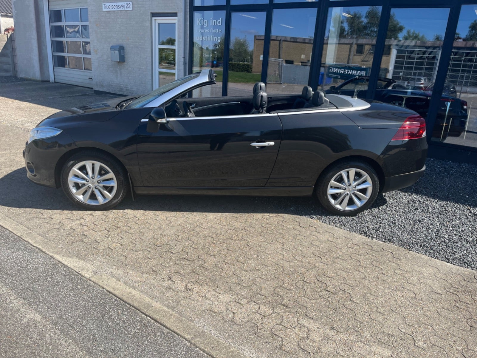 Sort Renault Megane III fra 2010