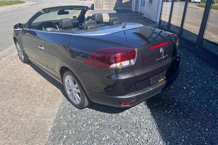 Sort Renault Megane III fra 2010